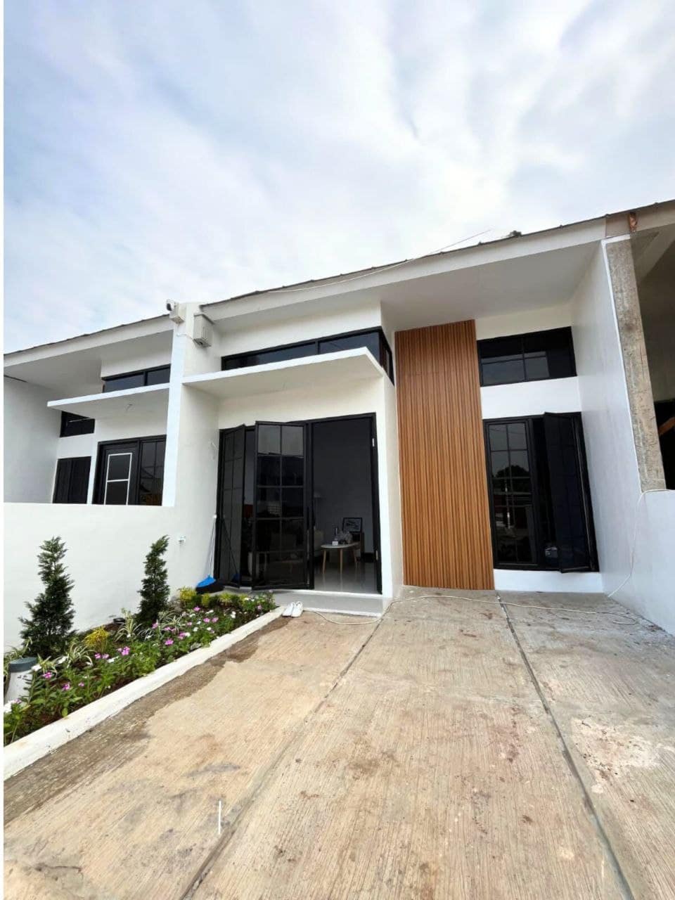 photo 2025 09 09 16 26 49