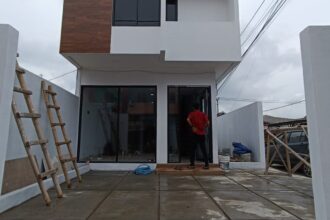 Rumah 2 Lantai di Jl.peruri Karawang Lokasi Strategis Pusat Kota