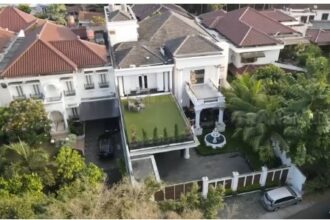 Lunas Cicilan KPR Rp 250 Juta/Bulan, Iis Dahlia Bongkar Harga Rumahnya yang Mewah